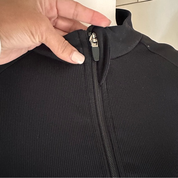 Mono B Activewear Jacket Womens M Black Full Zip Mock Neck Jacket Thumbhole - Picture 2 of 8